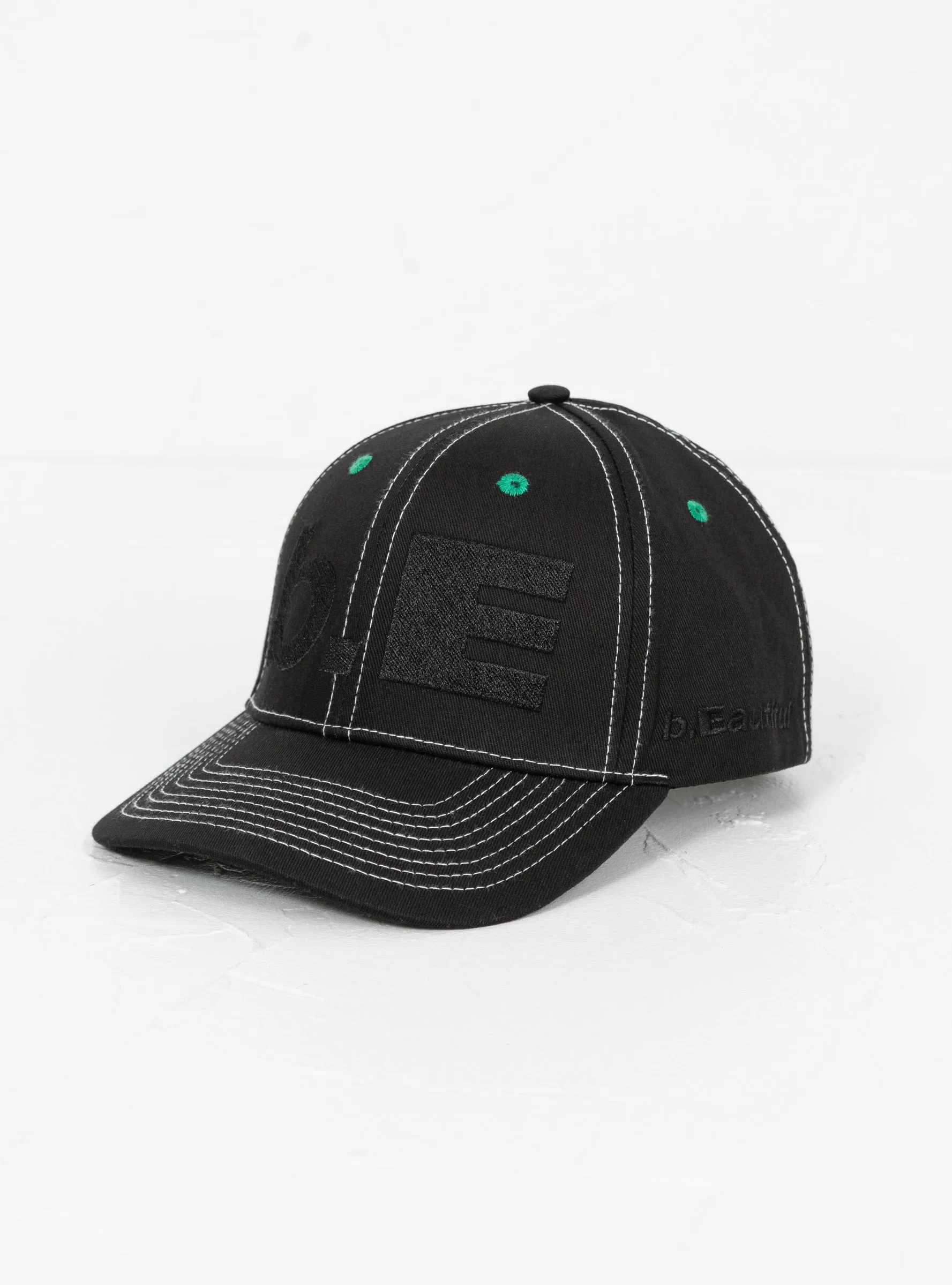 b.E Hat Black