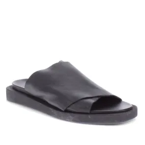 Bueno - Jesse Black Sandal