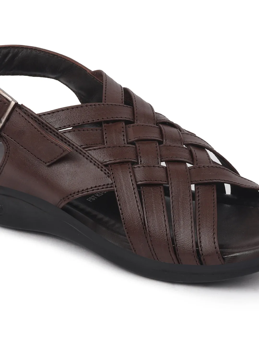 Men Brown Buckle Criss Cross Strap Leather Sandals