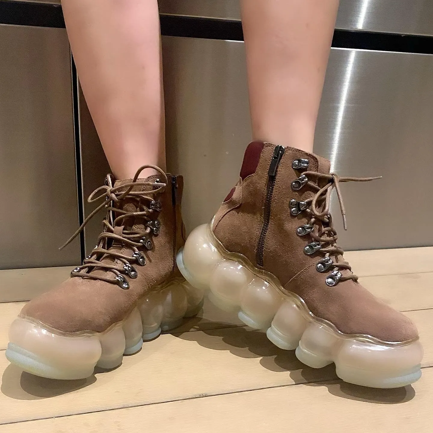 New “Jewelry” Mountain Boots / Brown