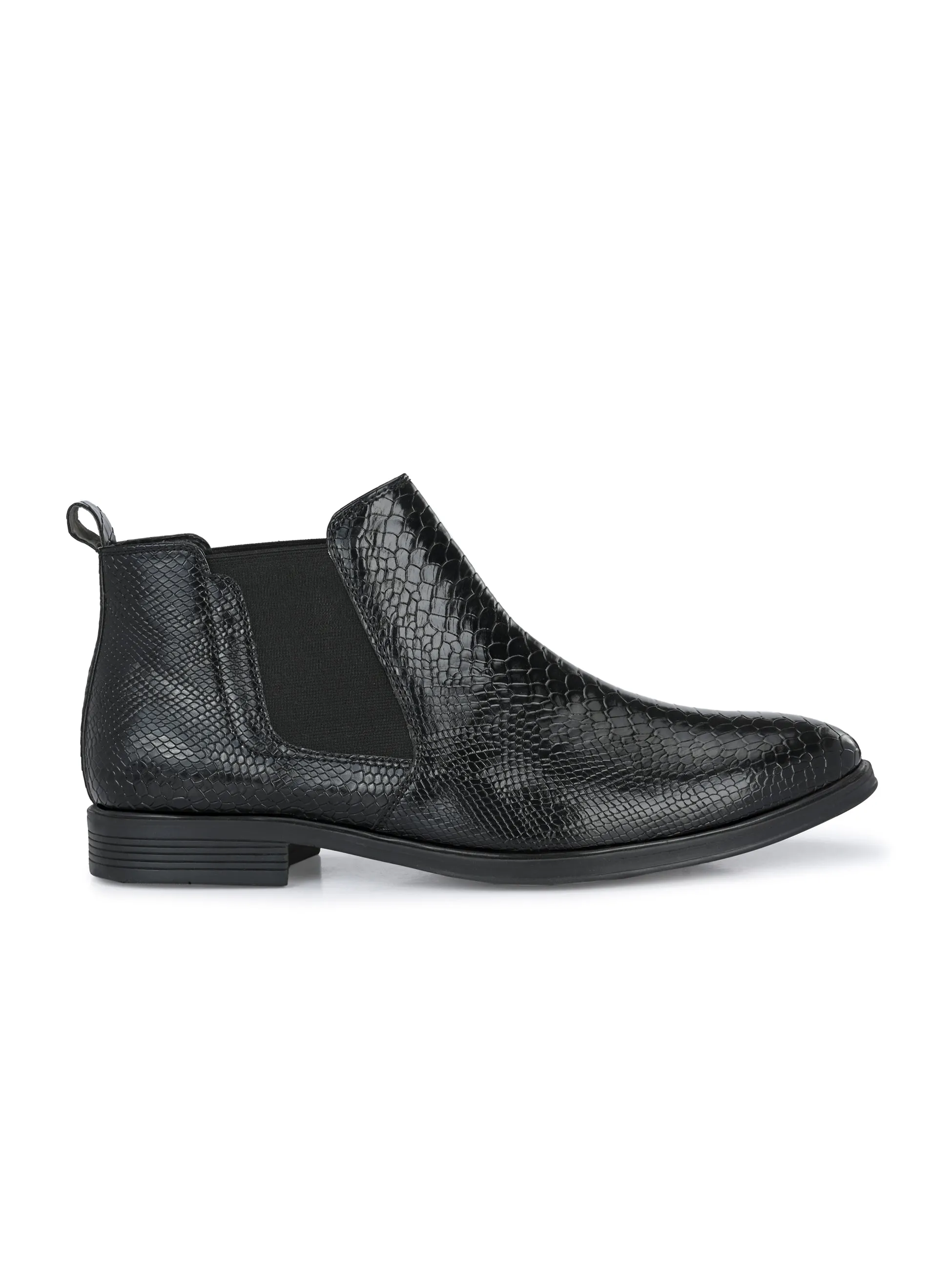 Virtus Black Chelsea Boots